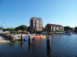 Fototapeta premium Emden – Stadt in Niedersachsen an der Emsmündung