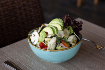 avocado salad with vegetables