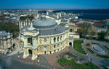 Obraz premium Air panorama of National Opera and Ballet Theatre in Odessa Ukraine with city and port as background