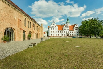 Fototapeta na wymiar Doberlug-Kirchhain: Refektorium und Schloss