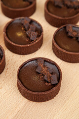 Dark chocolate mini tart, dessert
