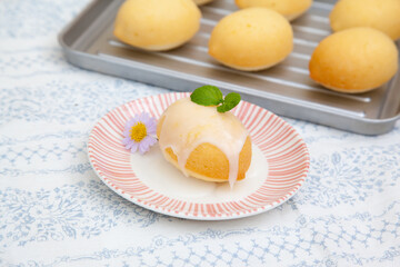 Lemon butter cake with icing glazed