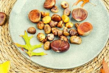 Roasted peeled chestnuts