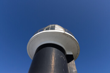 神威岬灯台の頂部にある発光部 - obrazy, fototapety, plakaty