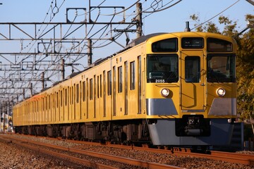 通勤電車 西武2000系