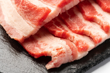 焼肉用の牛カルビ