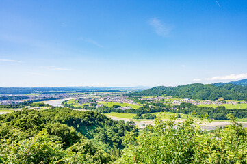 新潟　高台から見下ろす信濃川