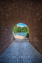Tunnel zum Main