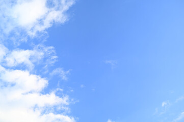 雲が横から失礼します！！！