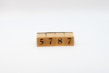 木ブロック　数字　ナンバー　number　5787