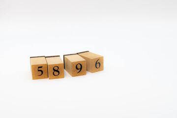木ブロック　数字　Number　ナンバー　5896
