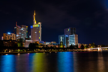 Fototapeta na wymiar frankfurt skyline at night