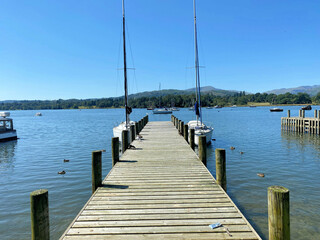 Obraz premium Lake Windermere on a summer's day