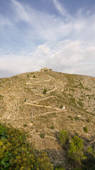 Panorámica y Ascenso del  vía crucis a la Ermita de Santo Cristo en Bocairent el pueblo medieval.