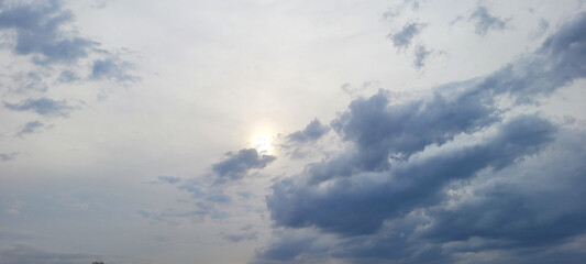 image of sky in the late afternoon in Brazil