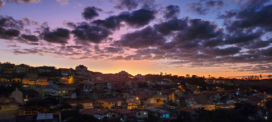 image of sky in the late afternoon in Brazil