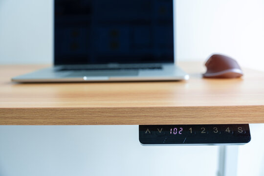 Ergonomic electric desk or Adjustable height table when working long time for Good posture to avoid Office syndrome, Back Pain, shoulder ache, scapular, fibromyalgia, Neck, piriformis