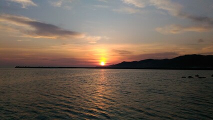 Obraz premium sunset over the sea