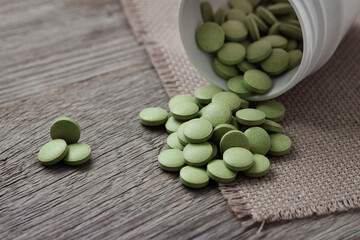 Natural dietary supplement with plant extract of Moringa leaves, Superfood for immunity, skin care, detox, antioxidant