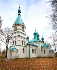 Cerkiew Prawosławna na Podlasiu, Podlasie, jesienny krajobraz - obrazy, fototapety, plakaty
