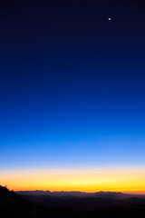 Obraz premium sunrise over the mountains