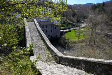 Antico ponte romanico di lugagnano