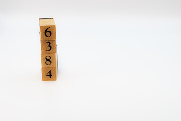 木ブロック　数字　ナンバー　Number　6384