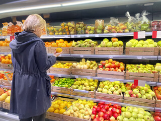 Man buying fruits at the market