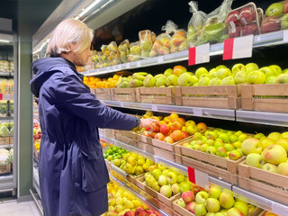 Man buying fruits at the market