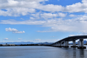 Fototapeta na wymiar 琵琶湖大橋