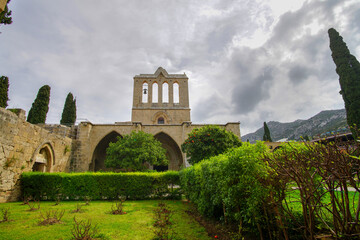 Fototapeta na wymiar Bellapais Monastery, church of st john the baptist