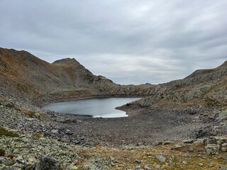 Hiking trail to the Kofelraster Lakes