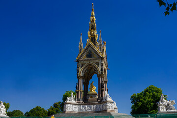 Fototapeta na wymiar A view of the Albert memorial