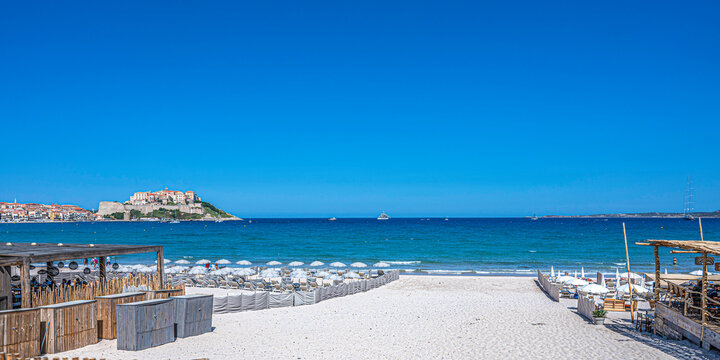 Calvi vue de la plage