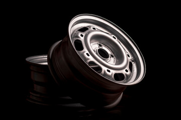 Black Stylish Metallic Shiny Car Rim on Car Tires