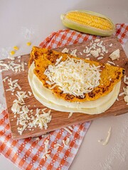 Cachapa rellena de queso