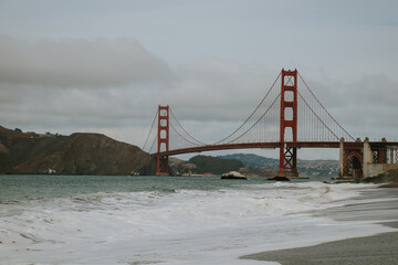 golden gate bridge city with sea