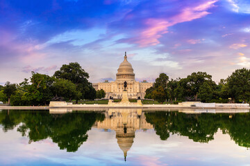 The United States Capitol building © Sergii Figurnyi