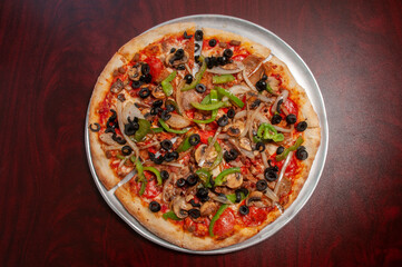 Delicious Italian Deluxe Pizza Supreme