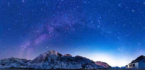 白崎海岸の天の川アーチ