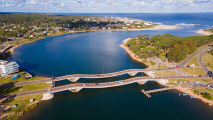 Los Puentes ondulados de La Barra de Maldonado