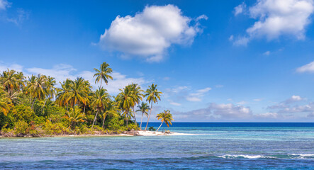 Best summer beach landscape. Tranquil tropical island, paradise coast, sea lagoon, horizon, palm...