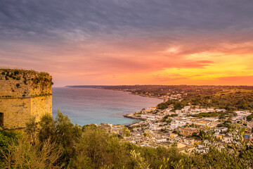 VEDUTA DI CASTRO MARINA DAL CASTELLO ARAGONESE. SALENTO, PUGLIA