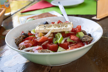 Bauernsalat mit Feta