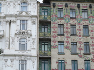 Obraz premium Vienna Naschmarkt Art Nouveau Building Facades Close Up, Austria