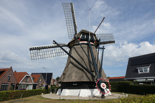 The old windmill of Dern Oever in Noord-Holland