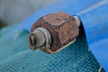 rusty bolt 