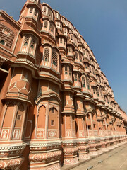 Obraz premium Jaipur, India, November 2019 - A large stone building