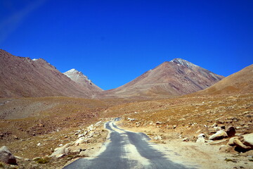 leh ladakh mountains landscape 