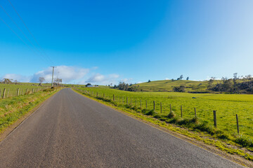 Fototapeta premium Paradise Rd near Sheffield in Tasmania Australia